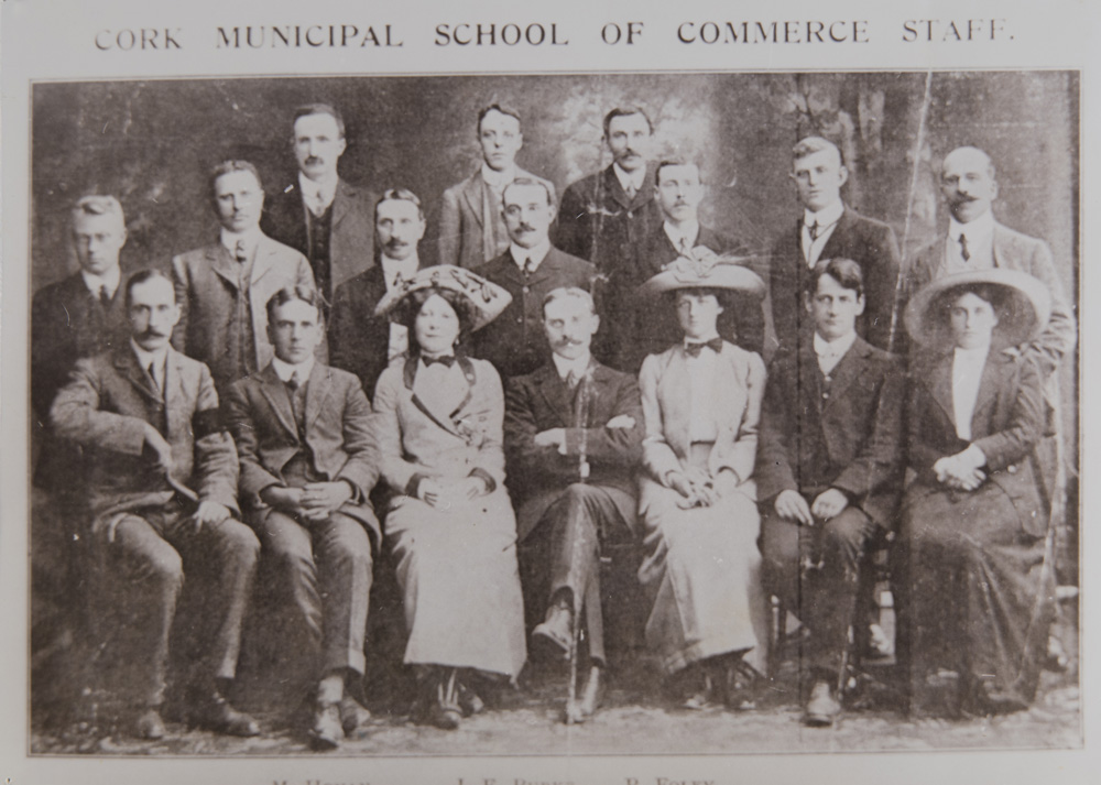 1955.4.14-D7.2-Photo-Cork-Municipal-School-of-Commerce-Staff-Terence-MacSwiney-01