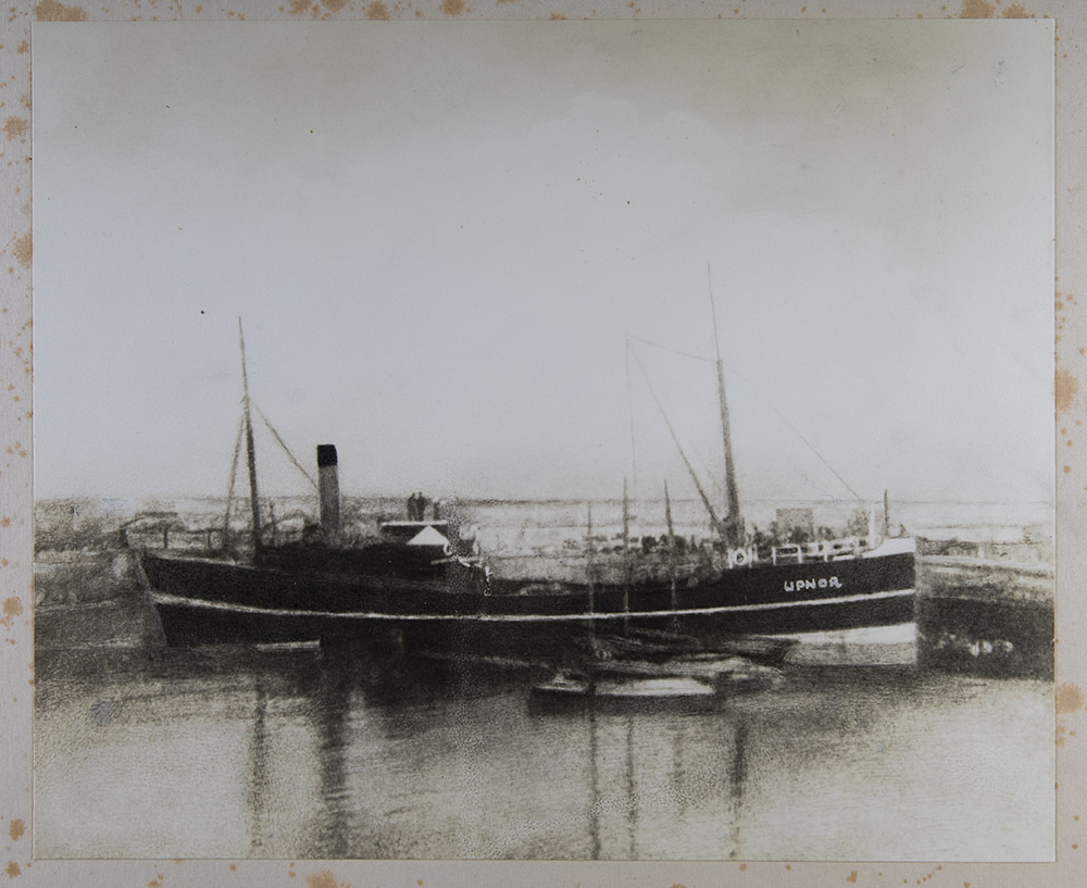 1962.2-Photo-the-captured-SS-Upnor-at-Ballycotton-22-March-1922-Civil-War-02