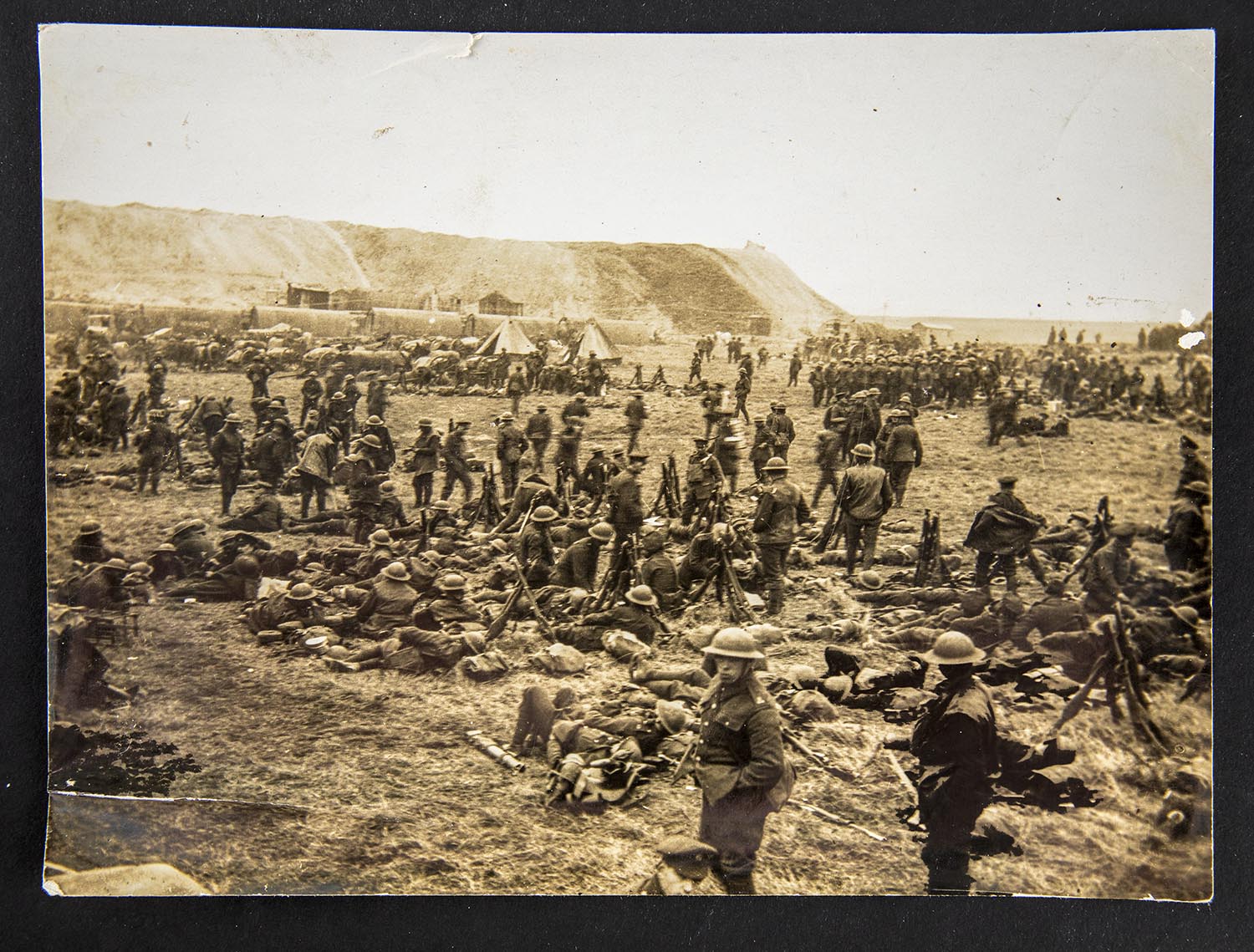 2022.21.125-P-10-Photo-Irish-Soldiers-Western-Front-Royal-Reg-Prendergast-Collection-01-copy