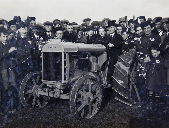Photo-Group-Tomas-MacCurtain-on-Ford-Tractor-possibly-Fitzgeralds-Park
