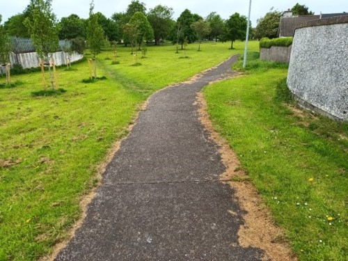 Leesdale (South), Model Farm Road