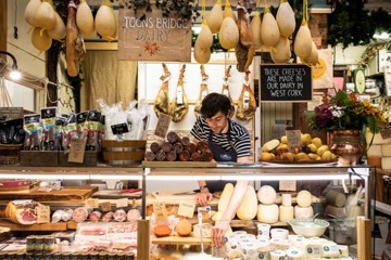 Toonsbridge Dairy display