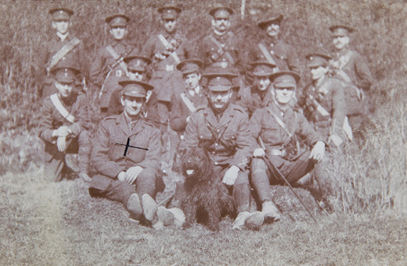 Photo-of-a-group-of-Volunteers-including-McCurtain-and-MacSwiney