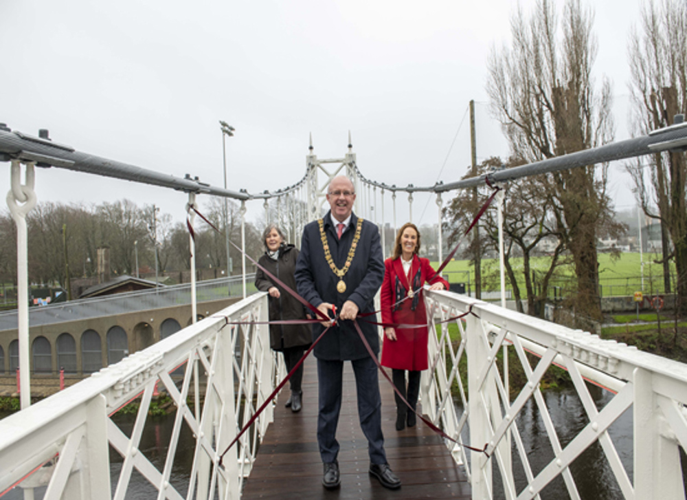 shakey-bridge-reopening