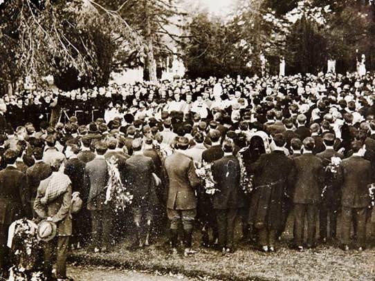 -Remains-at-the-grave-St-Finbarrs-Cemetery-Terence-MacSwiney-Copy -Remains-at-the-grave-St-Finbarrs-Cemetery-Terence-MacSwiney-Copy