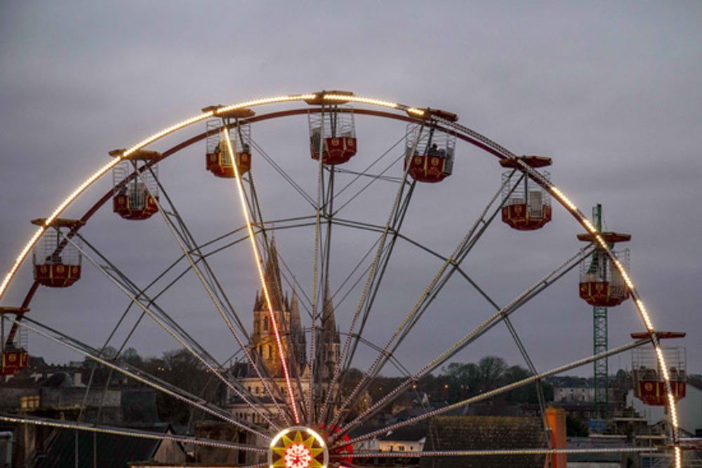 GLOW-2019-Ferris-Wheel