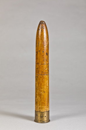 Artillery-Shell-Dummy-Captured-from-the-SS-Upnor-Civil-War