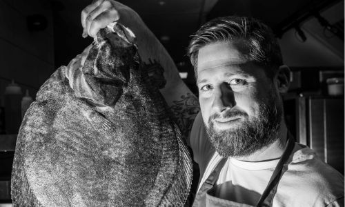 Examiner Eats at The Glass Curtain